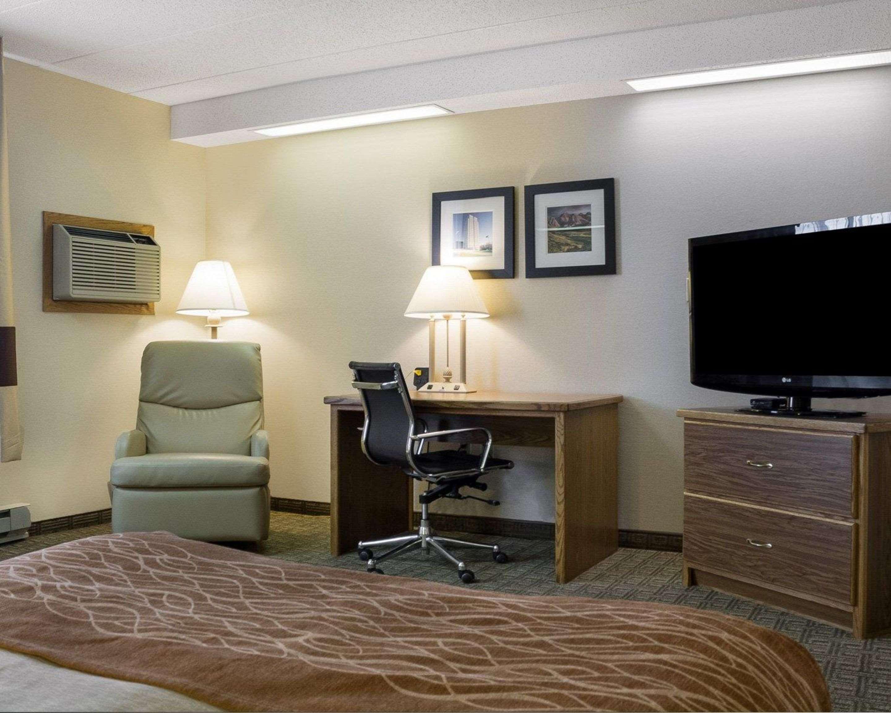 Quality Inn Bismarck I-94 Zewnętrze zdjęcie